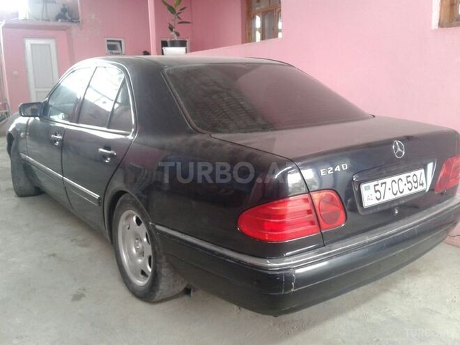Mercedes E 240 1998, 265,000 km - 2.4 l - Gəncə