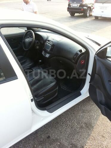 Hyundai Elantra 2009, 126,000 km - 0.2 l - Xırdalan