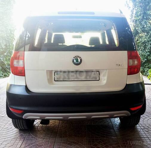 Skoda Yeti 2010, 140,000 km - 1.2 л - Bakı
