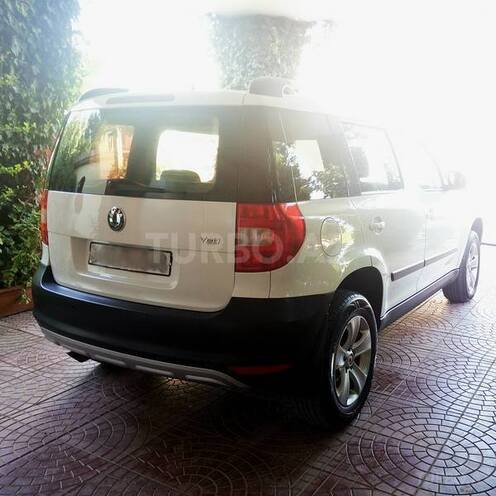 Skoda Yeti 2010, 140,000 km - 1.2 л - Bakı