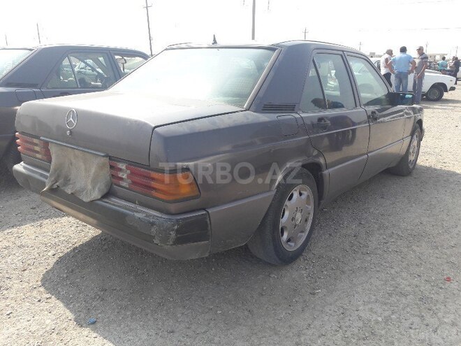 Mercedes 190 1989, 292,000 km - 2.0 l - Bakı
