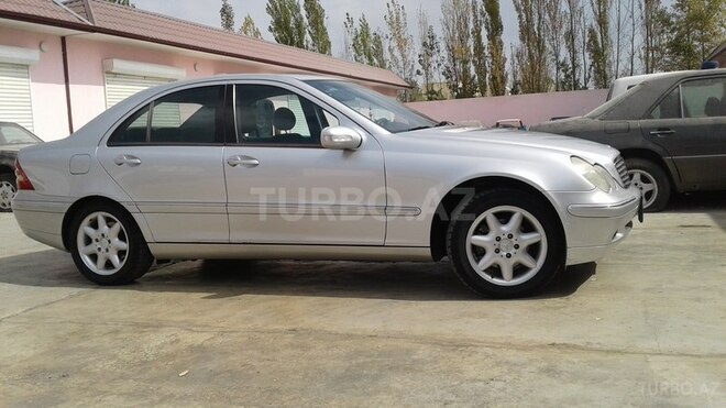 Mercedes C 200 2000, 208,000 km - 2.0 l - Şirvan