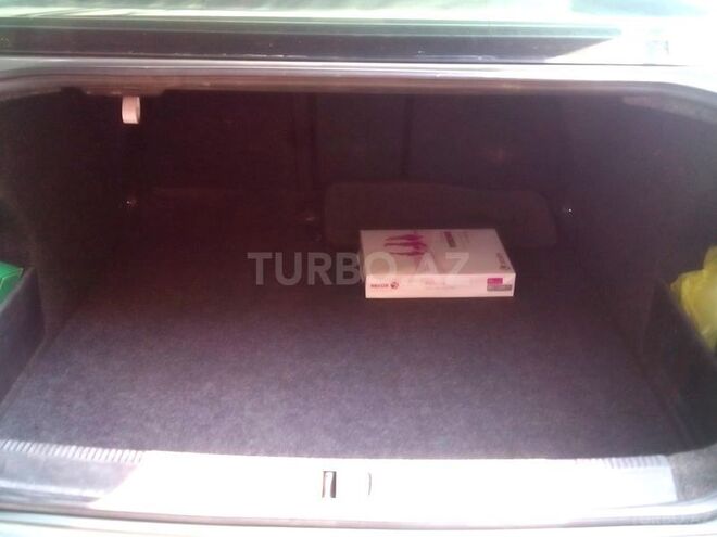 Volkswagen Passat 2007, 144,500 km - 2.0 l - Qax