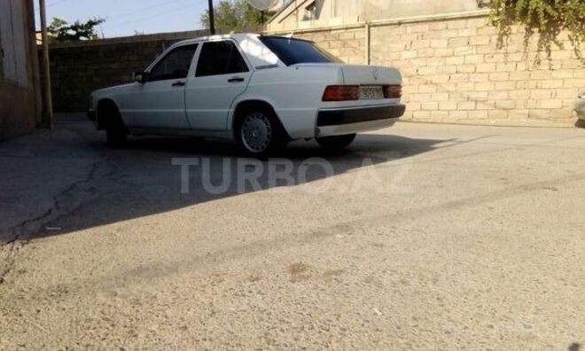 Mercedes 190 1990, 407,414 km - 2.0 l - Bakı