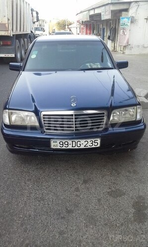 Mercedes C 220 1999, 335,000 km - 2.2 l - Bakı