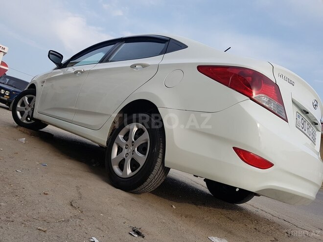 Hyundai Accent 2012, 78,000 km - 1.6 l - Şabran