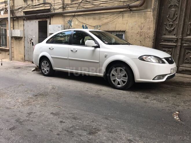 Daewoo Gentra 2013, 137,000 km - 1.5 l - Bakı