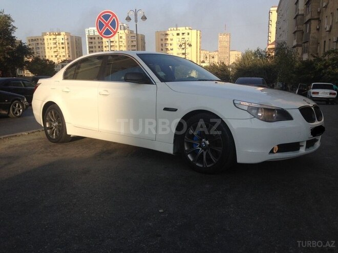 BMW 520 2005, 275,000 km - 2.2 л - Bakı