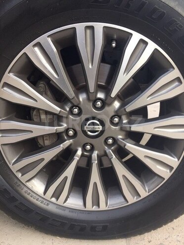 Nissan Patrol 2013, 44,000 km - 5.6 l - Bakı