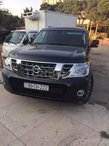 Nissan Patrol 2013, 44,000 km - 5.6 l - Bakı