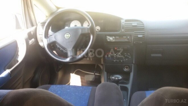Opel Zafira 2000, 325,000 km - 1.8 l - Qobustan