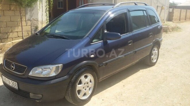 Opel Zafira 2000, 325,000 km - 1.8 l - Qobustan