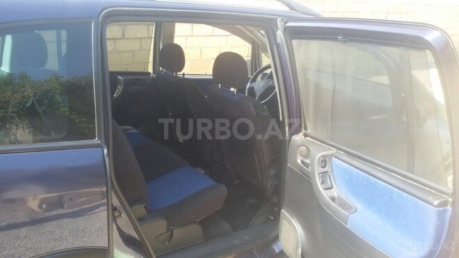 Opel Zafira 2000, 325,000 km - 1.8 l - Qobustan