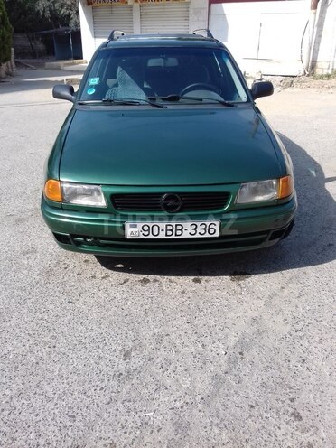 Opel Astra 1997, 250,000 km - 1.6 l - Bakı