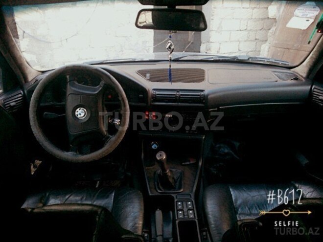 BMW 525 1995, 123,333 km - 0.3 л - Sumqayıt