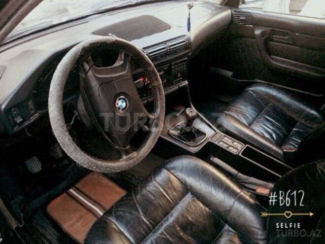 BMW 525 1995, 123,333 km - 0.3 л - Sumqayıt