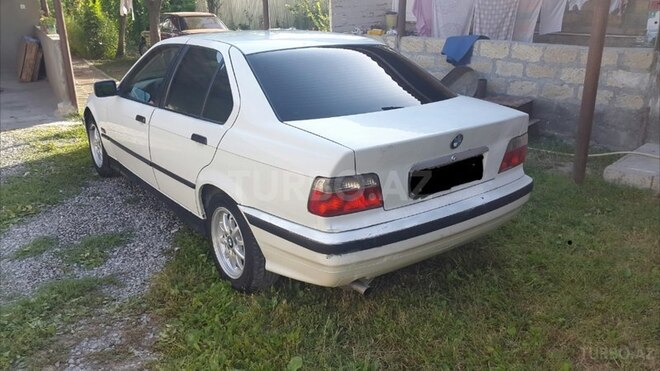 BMW 316 1994, 297,000 km - 1.6 l - Bakı