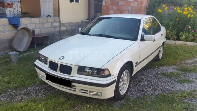 BMW 316 1994, 297,000 km - 1.6 l - Bakı