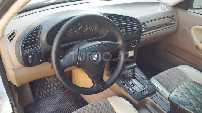 BMW 316 1994, 297,000 km - 1.6 l - Bakı