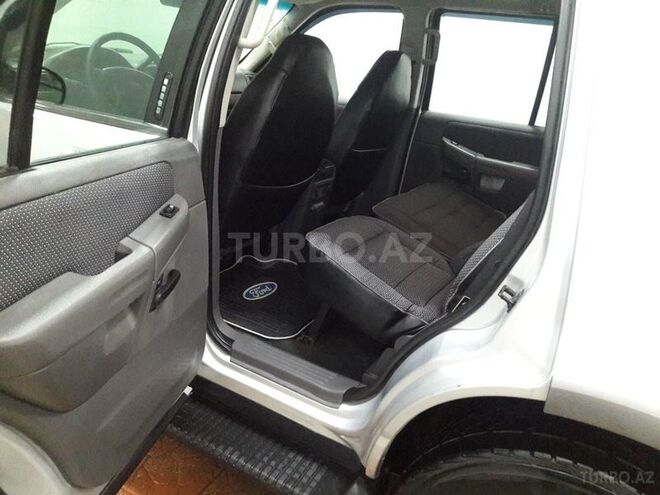 Ford Explorer 2001, 132,642 km - 4.0 l - Sumqayıt
