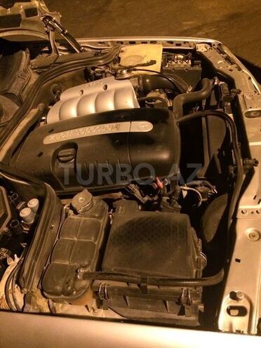 Mercedes E 220 1999, 370,000 km - 2.2 l - Sumqayıt