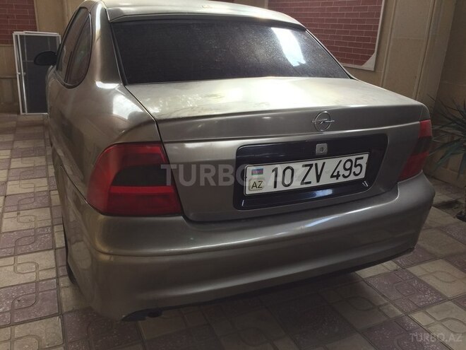 Opel Vectra 1995, 168,000 km - 2.0 l - Bakı