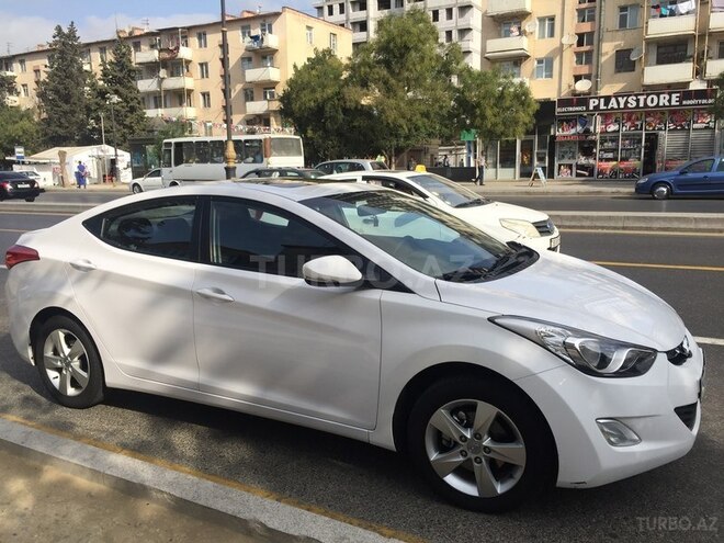 Hyundai Elantra 2012, 240,000 km - 1.8 l - Bakı