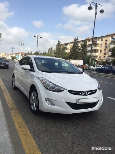 Hyundai Elantra 2012, 240,000 km - 1.8 l - Bakı