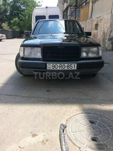 Mercedes E 200 1991, 250,000 km - 2.0 l - Bakı