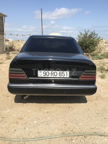 Mercedes E 200 1991, 250,000 km - 2.0 l - Bakı