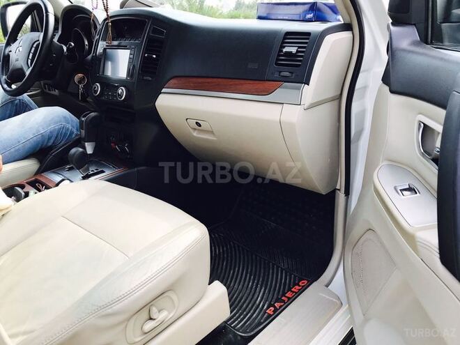 Mitsubishi Pajero 2007, 104,000 km - 3.0 l - Bakı