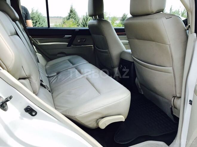 Mitsubishi Pajero 2007, 104,000 km - 3.0 l - Bakı