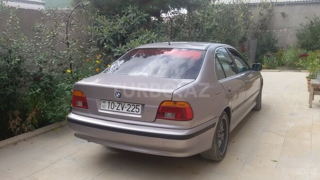 BMW 523 1997, 278,000 km - 2.5 l - Bakı