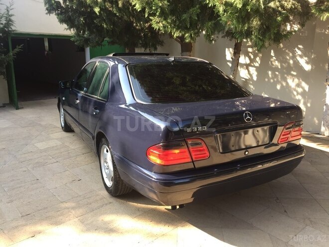 Mercedes E 320 1996, 295,000 km - 3.2 л - Bakı