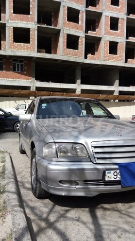 Mercedes C 200 1999, 219,850 km - 2.0 l - Bakı