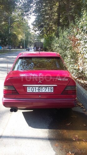 Mercedes E 280 1992, 300,000 km - 2.8 l - Mingəçevir