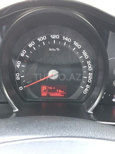Kia Sportage 2011, 166,306 km - 2.0 l - Bakı