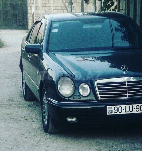 Mercedes E 240 1998, 349,300 km - 2.4 л - Bakı