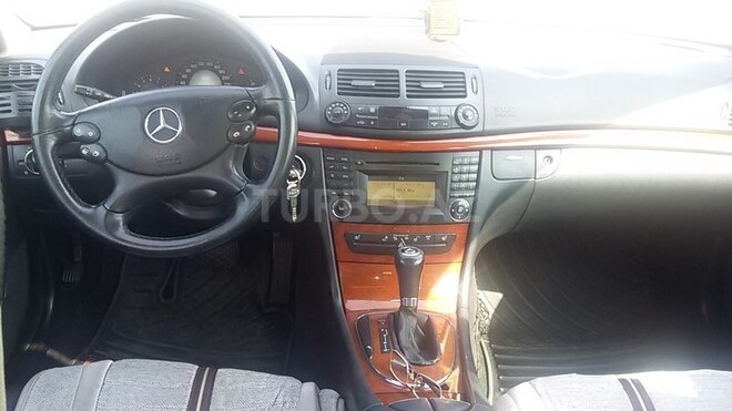 Mercedes E 200 2008, 222,000 km - 2.0 l - Bakı