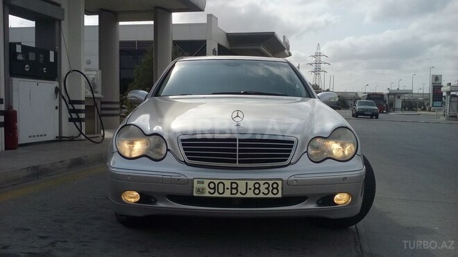 Mercedes C 240 2000, 273,000 km - 2.6 l - Bakı