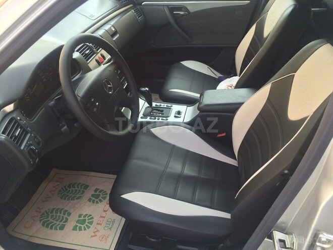 Mercedes E 220 2001, 258,890 km - 2.2 л - Bakı