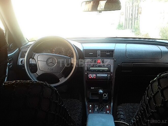 Mercedes C 200 1998, 260,000 km - 2.0 л - Bakı