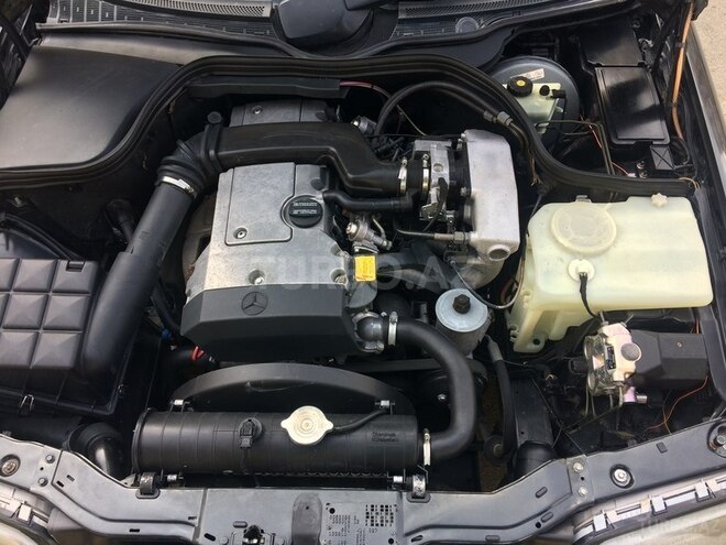 Mercedes C 180 1994, 323,000 km - 1.8 л - Bakı