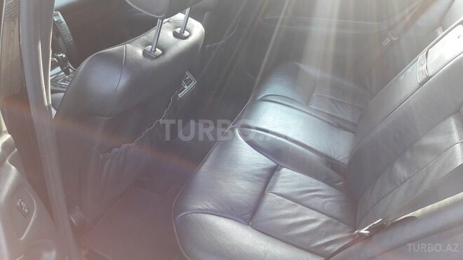 Mercedes E 240 1999, 280,000 km - 2.4 л - Bakı