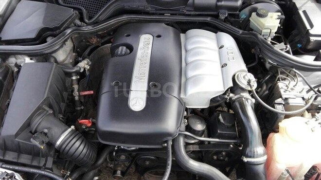 Mercedes E 220 1999, 349,000 km - 2.2 l - Bakı