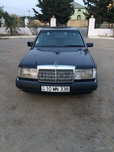 Mercedes E 200 1991, 300,000 km - 2.0 l - Bakı