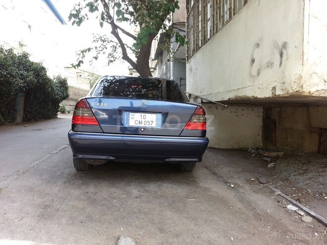 Mercedes C 230 1998, 230,000 km - 2.3 l - Bakı