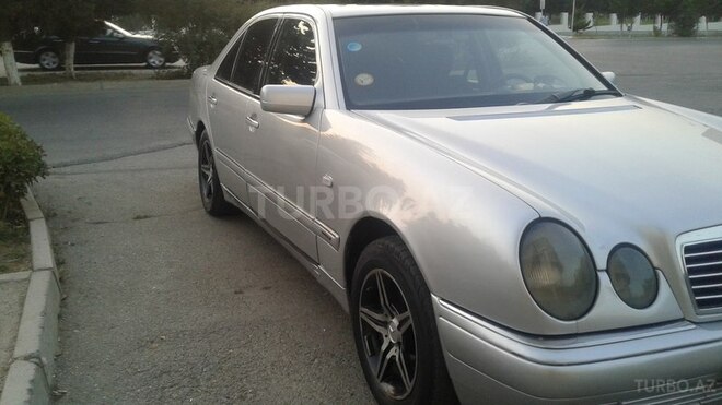 Mercedes E 290 1996, 35,580 km - 2.9 l - Sumqayıt