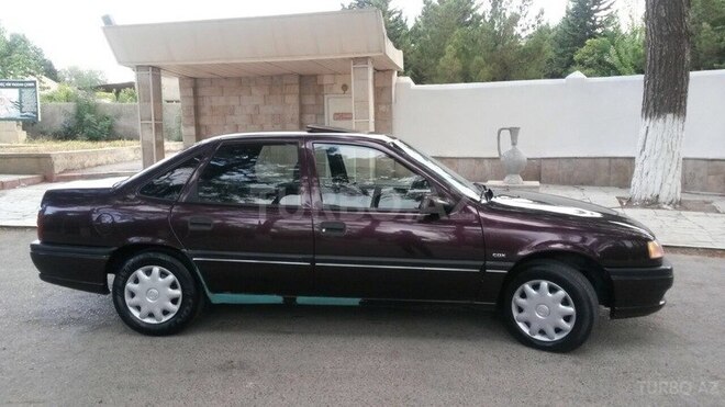 Opel Vectra 1994, 278,000 km - 2.0 l - Sumqayıt