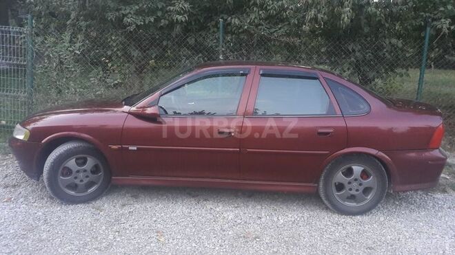 Opel Vectra 1999, 230,000 km - 1.6 l - Xaçmaz